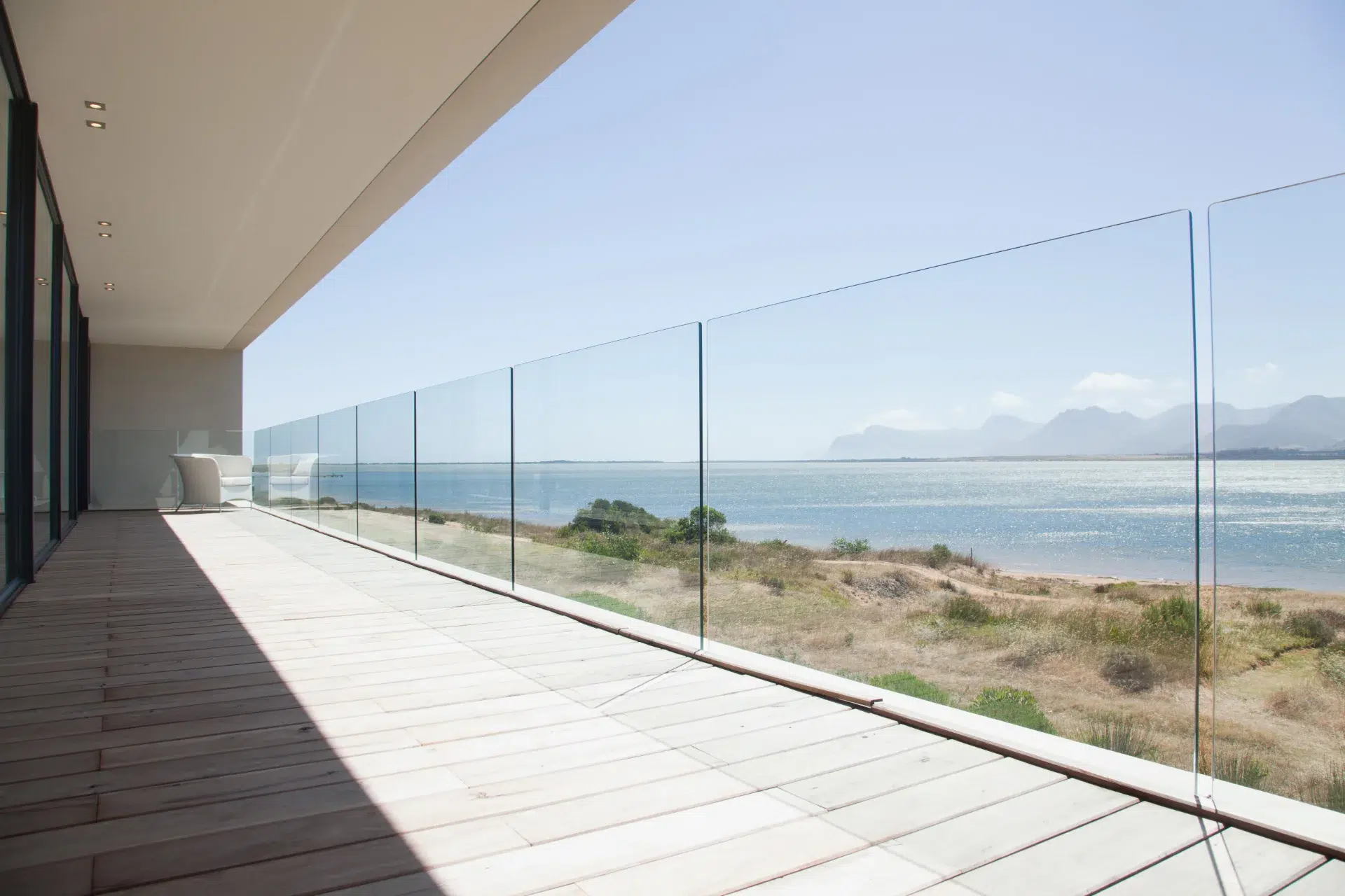 VLX 120 Glass Railing System in West Covina, CA | Hale Windows West Covina - detail 1